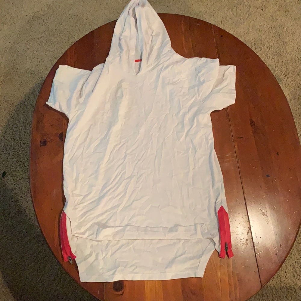 Like New - Men’s Short Sleeve Hoodie - Size M